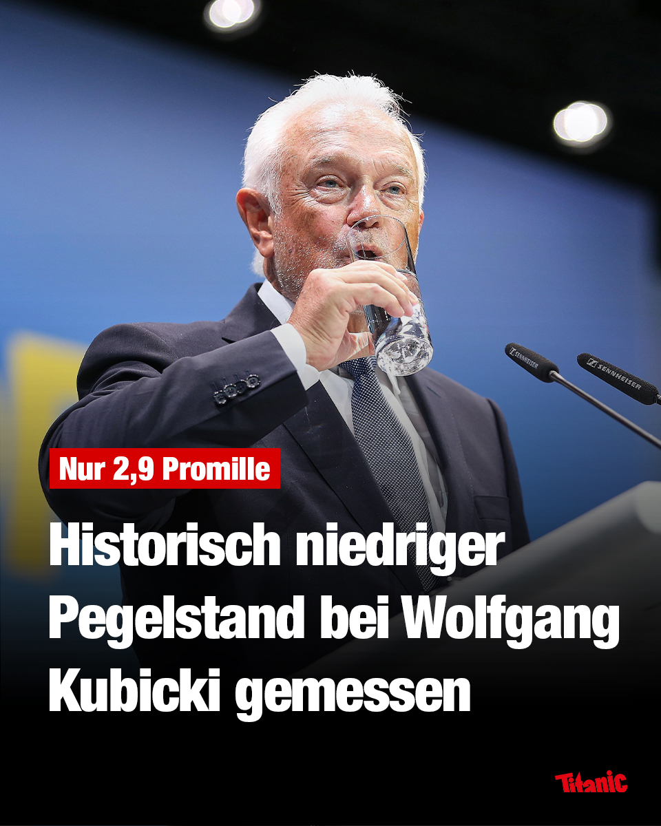titanic's tweet photo. Ganz Deutschland bangt https://t.co/YbbvaQLmwM