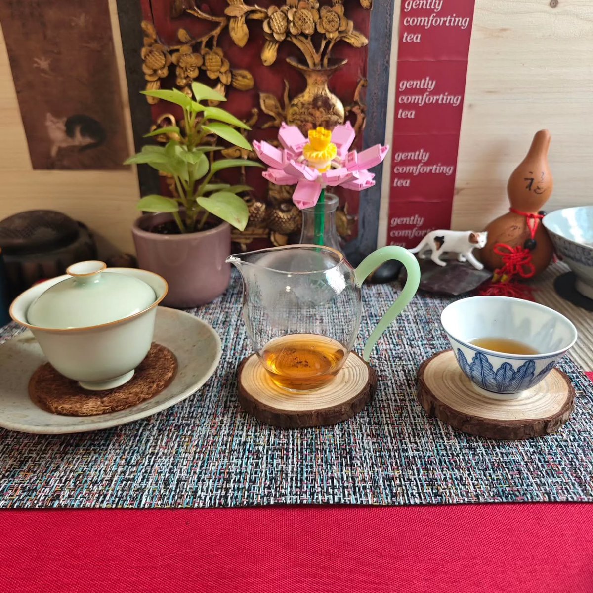 gentlycomfortea's tweet photo. Some Qianliang Tea for the new teaware.

#qianliangtea #darktea #teaware #gentlycomfortingtea https://t.co/NRcRodhLep
