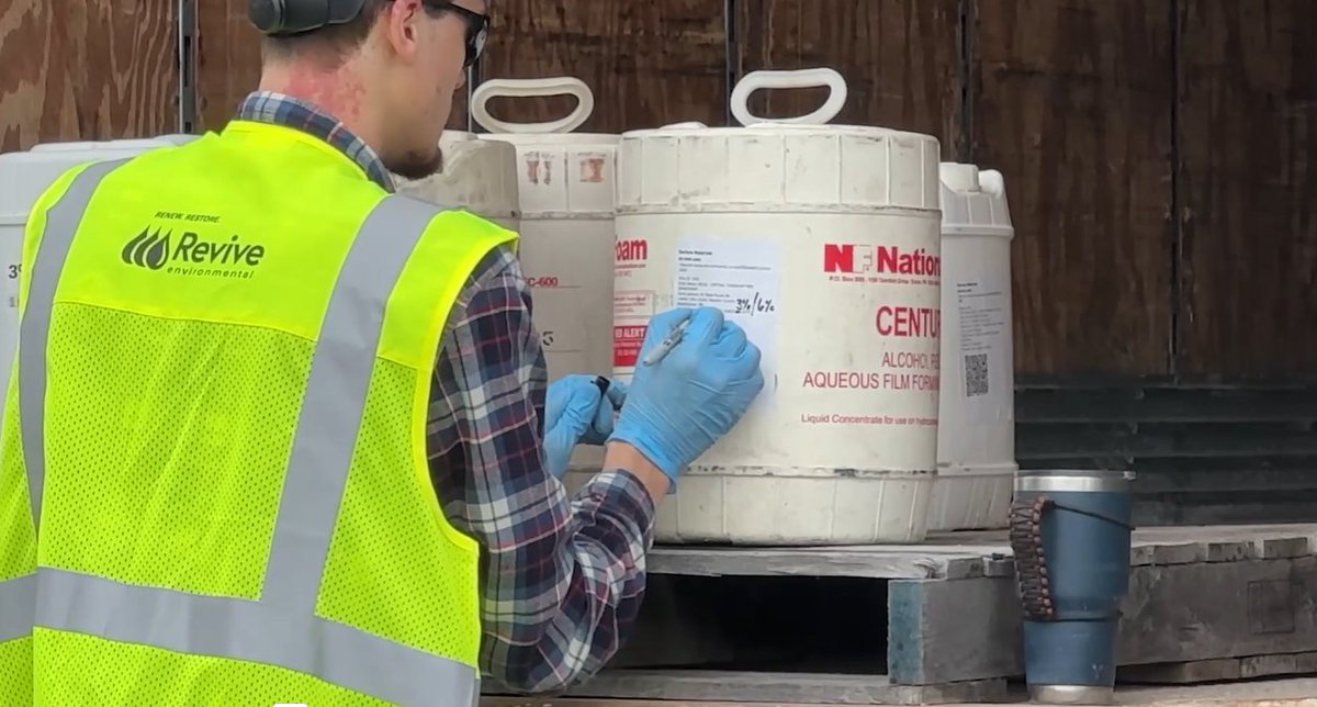 OhioEPA's tweet photo. From day one to day done.
After two years, @Battelle, #ReviveEnvironmental and #OhioEPA are announcing all 13,500+ gallons of collected #AFFF (containing #PFAS "forever chemicals") from 118 fire departments and two municipal airports have been destroyed.
https://t.co/xNQxxz56NO https://t.co/Q3iOTo9cMH