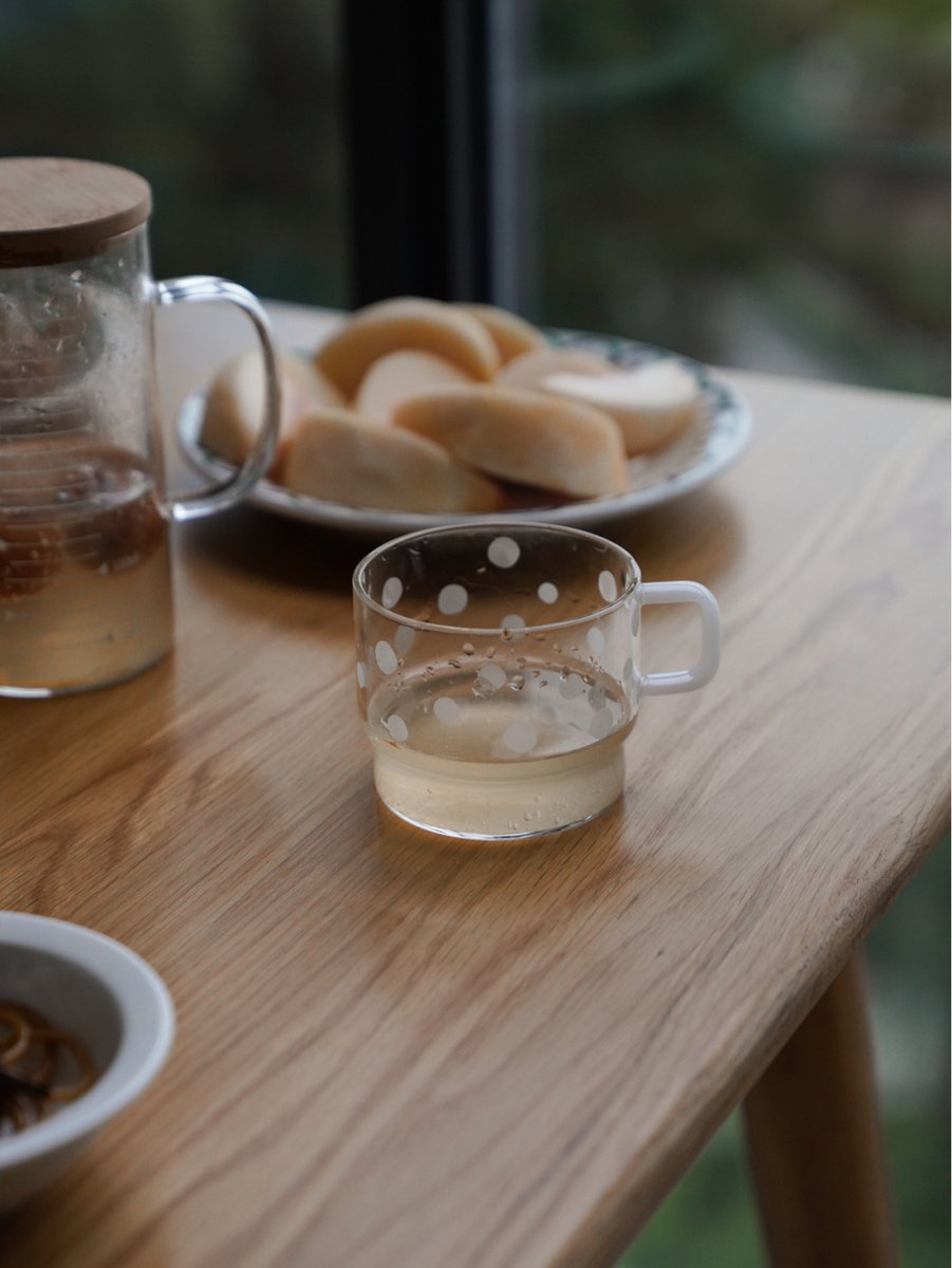 Pimpking412's tweet photo. Chilling with iced coffee and a good playlist on a lazy Sunday—this is the kind of slow, sweet vibe we all need. https://t.co/A6NrXzxvW1