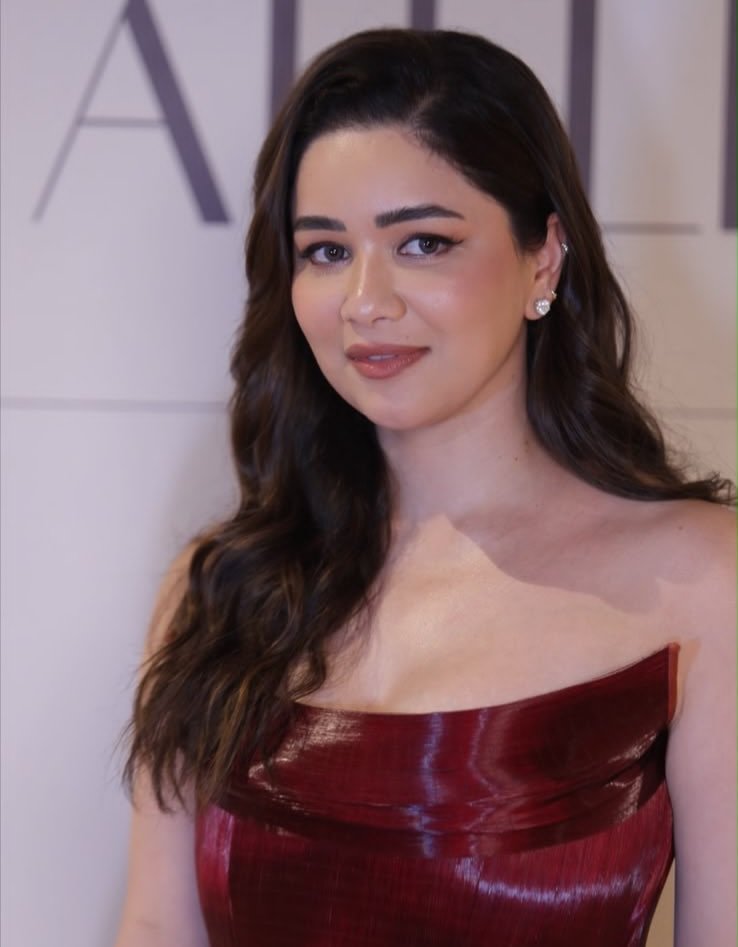 wvmediaa's tweet photo. Sara Tendulkar attends Vogue Wedding Atelier 2026 in New Delhi ❤️🖤

#Sara #SaraTendulkar https://t.co/GcsWNDk231