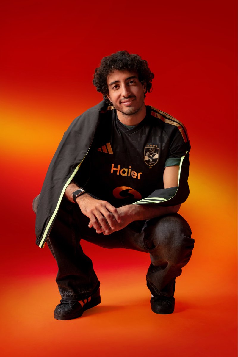 muhammedhany's tweet photo. Dressed in black, touched by gold 🦅/// https://t.co/wDqkZiRVBt