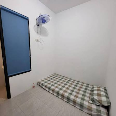 LambeSahamjja's tweet photo. ibu kos masuk kamar tanpa izin pakai kunci master bisa dipenj4rain:
- kamar kos setelah dibayar sewa jadi ruang privat penyewa secara hukum
- pemilik kos yang nerobos masuk kena pasal 257 kuhp baru 2026 (dulu pasal 167)
- privasi anak kos dilindungi negara https://t.co/AOsbfDZPj8