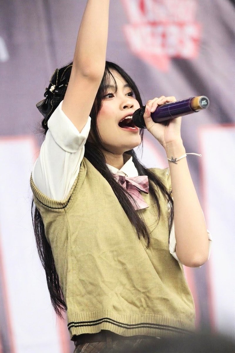 Ame_liaach's tweet photo. Otsukare Migigawa Japan Fest💗
Seruuuu bangett ihhhhhhhh, ketemu banyak temen² baru, trus perjalanannya itu loh yg berkesan😭✌🏻
@karafuru_wme https://t.co/6N85bocSRq