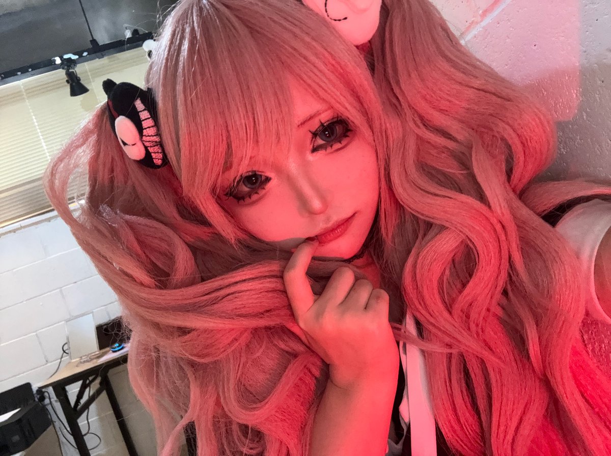 1ovepinkhair's tweet photo. https://t.co/kZdAmETLVD