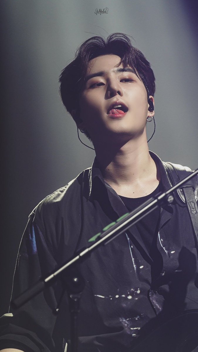 my_dayy0907's tweet photo. 강영현 혀 압수. https://t.co/ofDIERgqUj