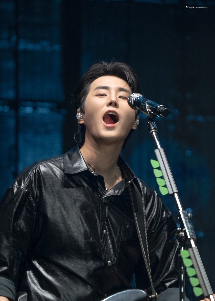 my_dayy0907's tweet photo. 강영현 혀 압수. https://t.co/ofDIERgqUj