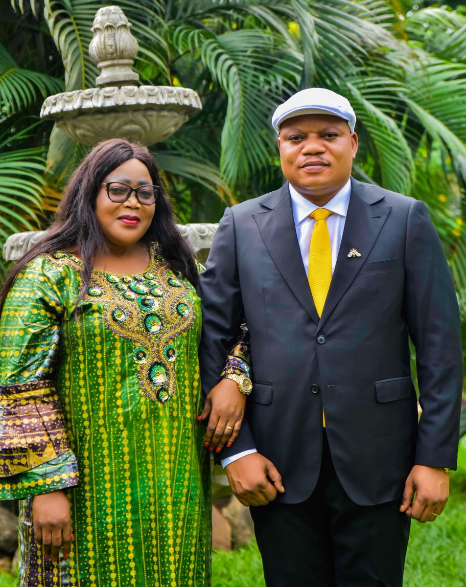 DanielMuka20350's tweet photo. Après les élections de 2028, la RDC aura, pour la première fois de son histoire, un couple présidentiel modèle et exemplaire, qui fera la fierté de toutes les Congolaises et de tous les Congolais.

Le Président @kabund_jmkkrock et Maman TINA KABUND forment un couple exceptionnel, uni par une longue histoire de combat politique, de convictions et d’engagement pour notre pays.

Le peuple congolais vous aime profondément et vous soutient. 
Votre couple restera à jamais gravé dans l’histoire de notre pays.

Rendez-vous au sommet de l’État ! ✊✌️🐝

@chauffeur243 @kheneth_vandy 
@bowa_09 @guy_assy88