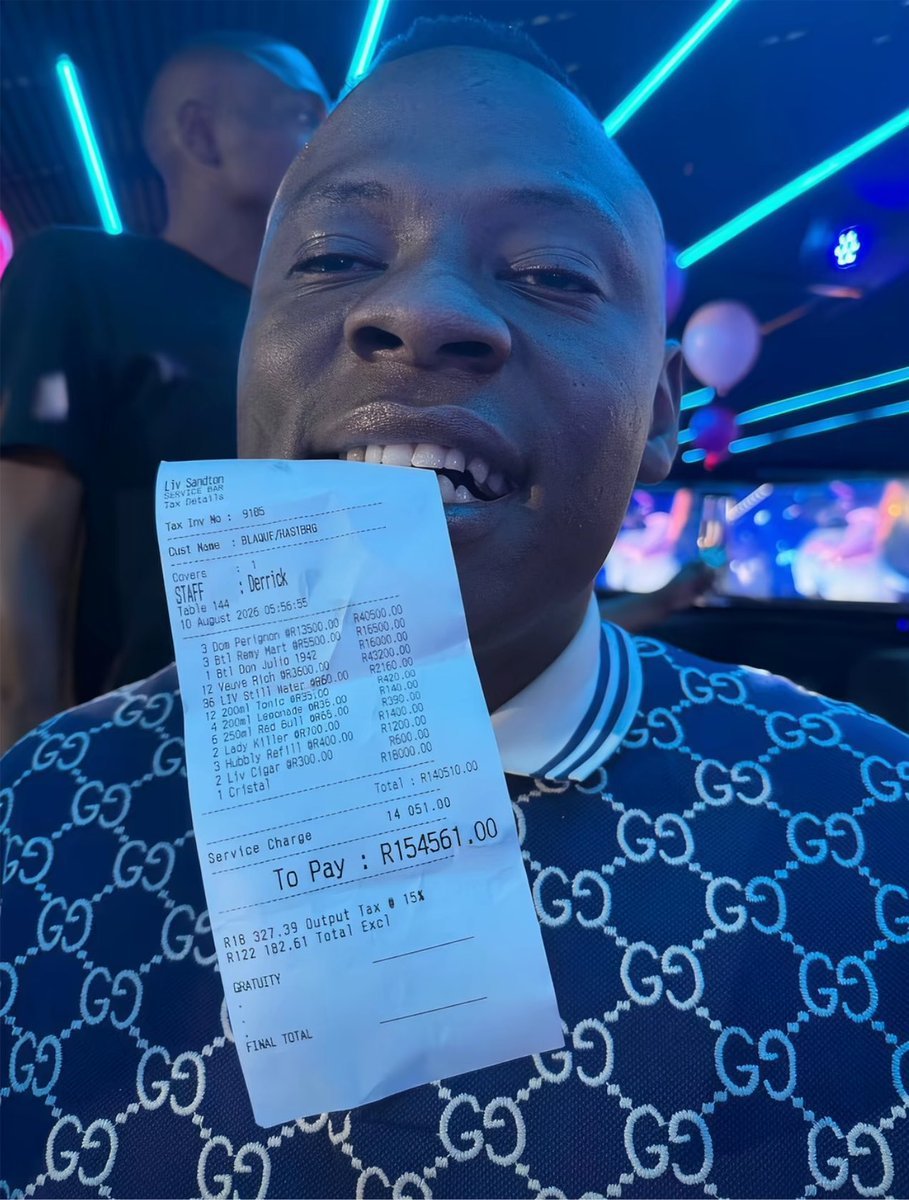 Natty10_LFC's tweet photo. Why is it a flex to spend recklessly in a club? https://t.co/T1ou4Kq72W
