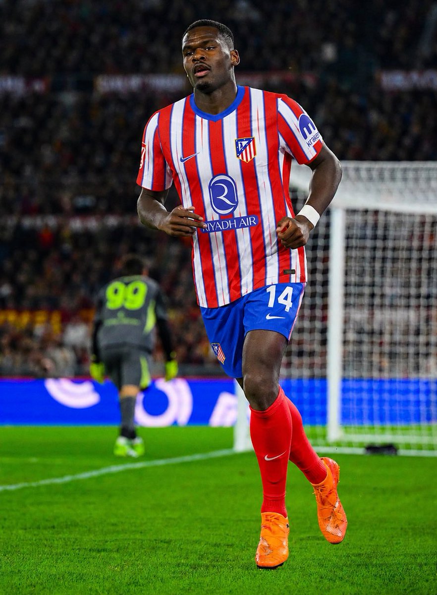 golum_ATM's tweet photo. 🚨Tema #Fichajes 🚨
El tapado es YOAN BONNY el costamarfileño nacido en #Francia es el delantero que vuelve loco a Mateu y Simeone lo quieren mucho.
💸 El #traspaso rondaría los 60 Millones y 70 Millones de Euros.
#Sorloth podría salir hacia Milán por 35.
Os gustaría? Os leo https://t.co/pUoOBzFNdZ
