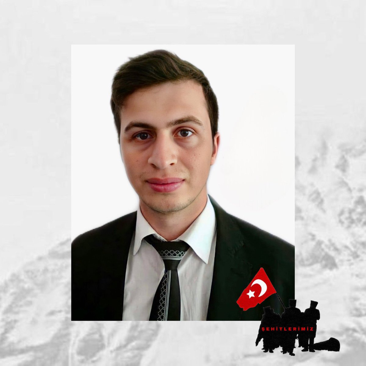 gelinciklerimiz's tweet photo. 8 yıl önce
Kaçırıldı, 
İşkence gördü,
Katledildi.
23 yaşındaydı ve henüz 8 aylık Öğretmendi. 
Aziz naaşı PKK tarafından 27 gün sonra Munzur Çayına atıldı. 

Şehit Öğretmenimiz Necmettin Yılmaz. 
Asla unutma ve hatırla. https://t.co/zveteKm7Y2