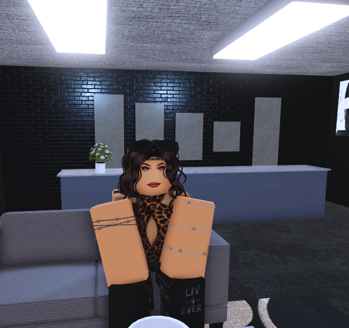 RaquelRodr43317's tweet photo. Just arrived at Dulles, VA for my meet and greet at walmart!, see you there !😎😈
@WXRoblox @WXRCodyRhodes @SoloSikoaWxR https://t.co/axf0nkzO2O