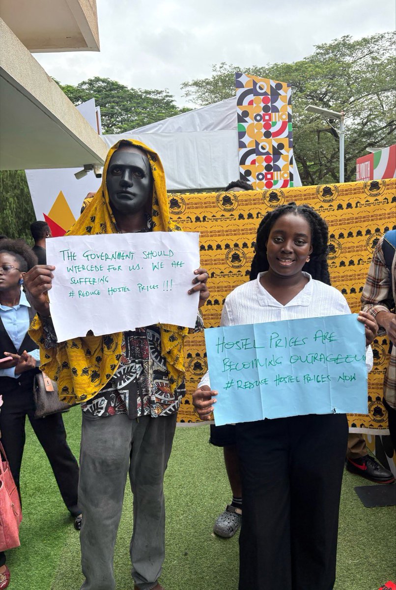 EwudzieArkoh's tweet photo. #dropthehostelprices 
#knuststudentsdeservebetter https://t.co/XzL2f6Kc3P