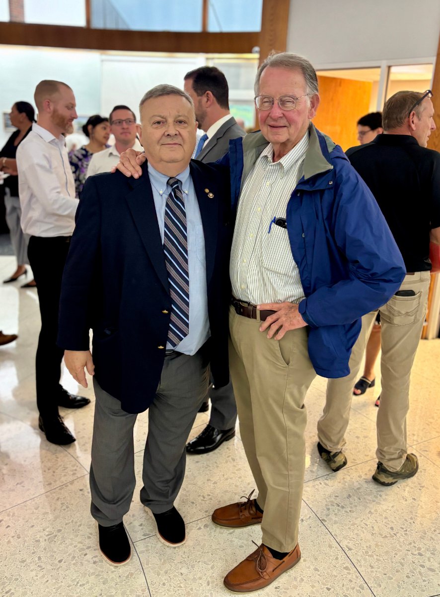 WVAuditor's tweet photo. West Virginia State Auditor Mark Hunt was invited to the Guaranty Bank ribbon-cutting today in Charleston.

Guaranty Bank is a community bank founded in southern West Virginia and has been serving West Virginians for more than 50 yrs. https://t.co/nkk3h6hgkT