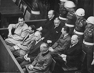 OscarTelco's tweet photo. @PartidoMorenaMx Lo mismo han de haber pensado los NAZIS pero igual los juzgaron al finalizar la guerra y perder su poder. 
No se van a salvar. 
#NarcoRégimen https://t.co/M9C55FxY8s