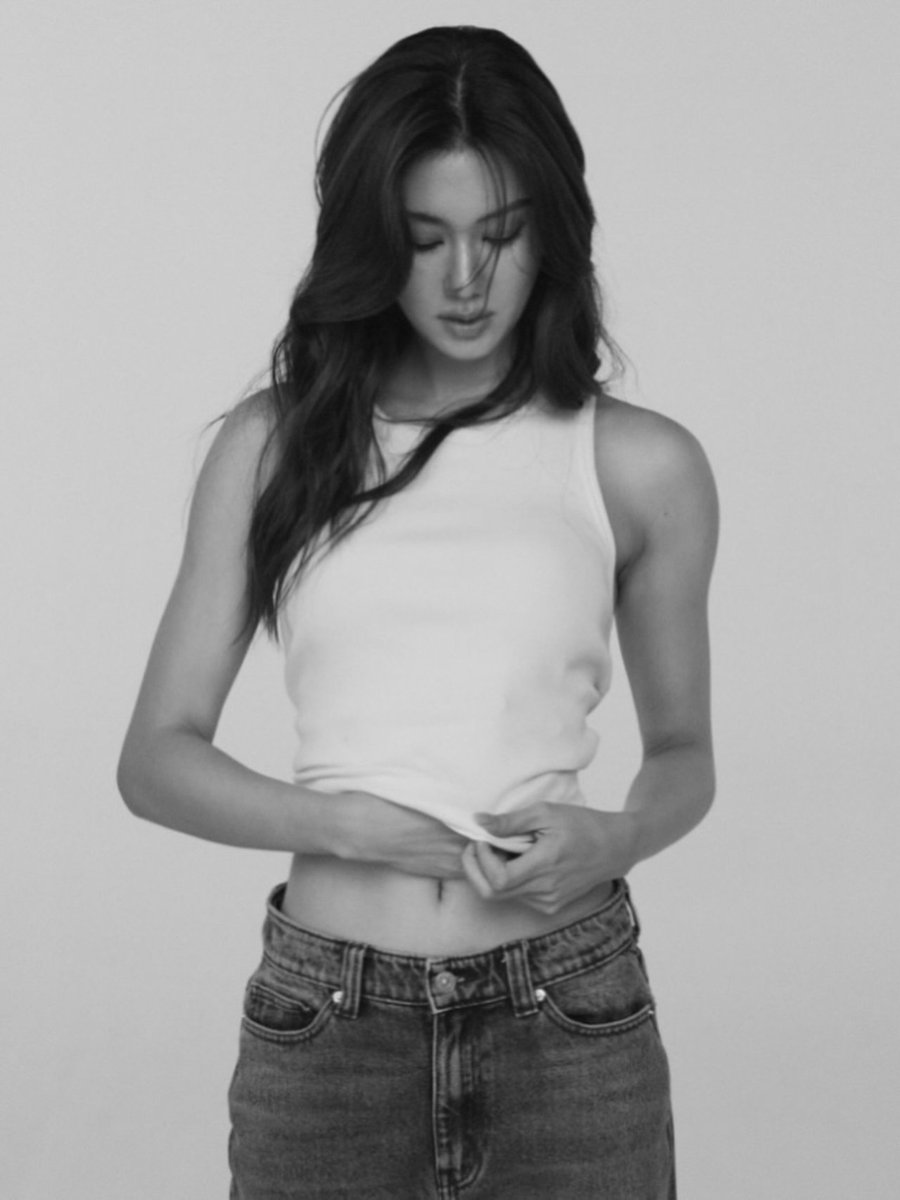 GumberVerse7's tweet photo. @gumgummybear01 From "Can I pull off a GL role?" to becoming one of the most charismatic daddy vibes in the GL world.
@lena__lorena u r a beauty 🔥🔥

#ลีน่าหมิว #LenaMiu
#ลีน่าลลินา #lalinalena https://t.co/8WDJpR1Iqk