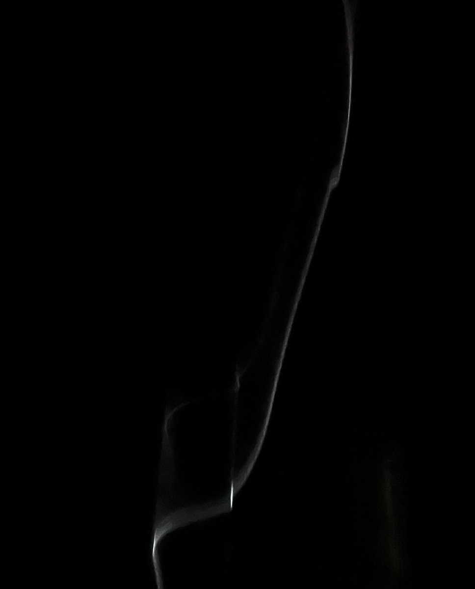 saimanojk98's tweet photo. When it’s dark and a sliver of light is your subject.
Hopefully the photography community likes and engages with these
#longexposure #photography #iphone13mini https://t.co/JwofsDTm6b