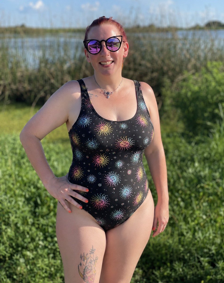 QueenRaven58939's tweet photo. Trib my irl🥰 https://t.co/RANT8NwCfj