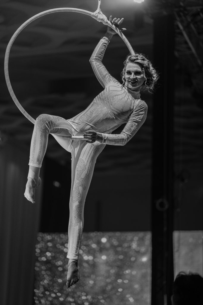 ADARSHDAS583639's tweet photo. #eventshoot #ariel #show #jioconvenicingcentre #shootdairies #sonyalpha https://t.co/J146KrAUSM