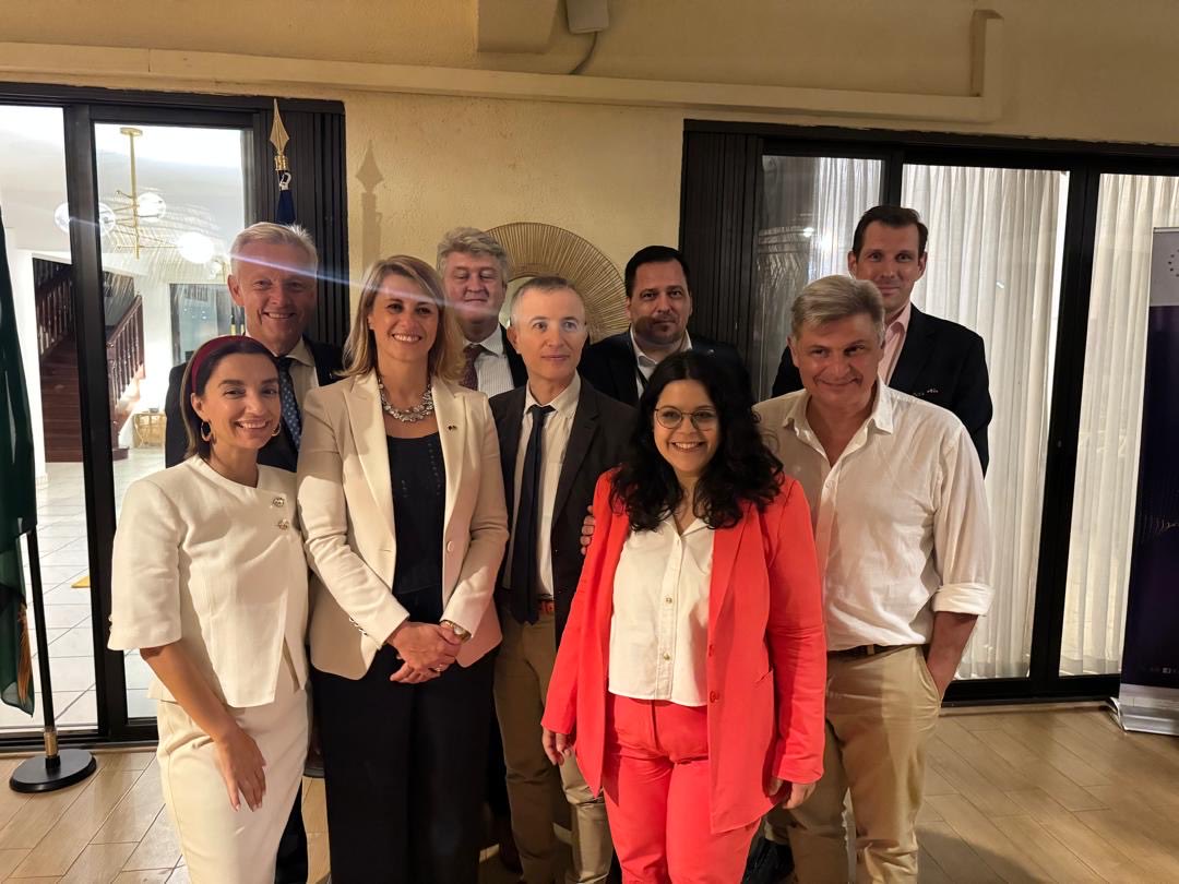 EUAmbZambia's tweet photo. Great to welcome seven Members of the European Parliament to Zambia led by @ReinholdLopatka 🇪🇺🇿🇲! 

They join the Chief Observer @McNamaraMEP and the EU Election Observation Mission as Zambia prepares to vote on 13 August 🗳️ https://t.co/nuS8pxNnGl