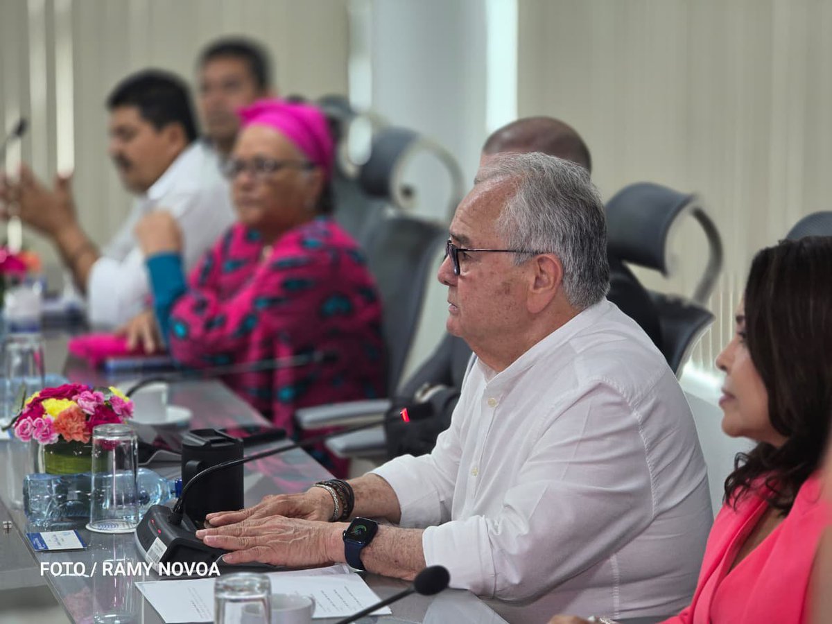 molotovdigital_'s tweet photo. La @AsambleaNi recibió a una delegación de la República Socialista de Vietnam encabezada por Le Hong Quang, con el objetivo de fortalecer las relaciones de cooperación política e institucional entre ambas naciones. https://t.co/vYlF540REM