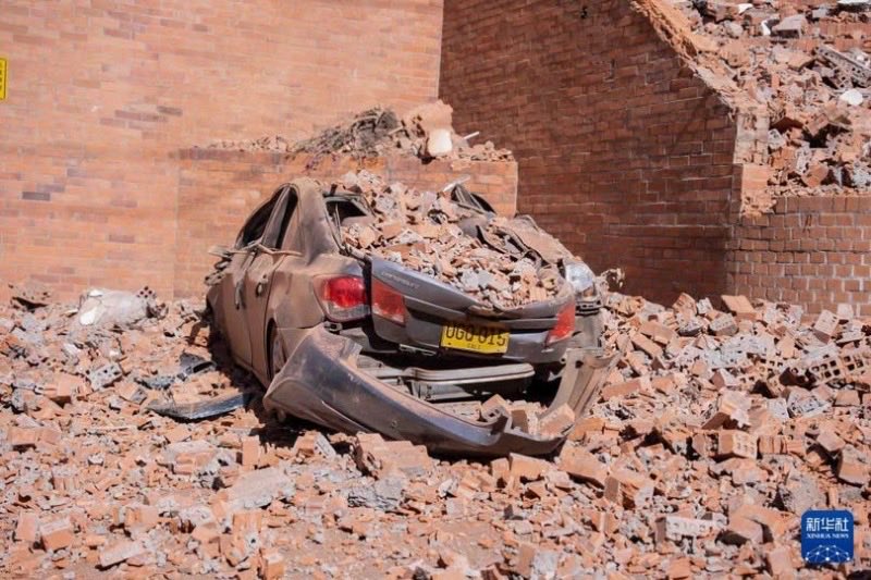 ckkcksaway's tweet photo. Colombia Declares "State of National Disaster"; Powerful Quake Kills Over 70 https://t.co/DcOUtM1cU6