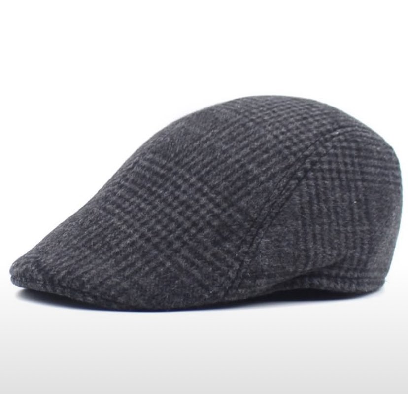 GODFREYchi1's tweet photo. There’s something about this papa’s cap https://t.co/p4XsMdHCWp