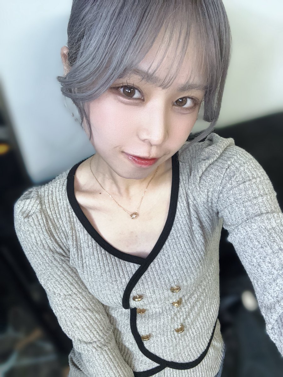 reche_kisa's tweet photo. 今日だよ！！
おはよー！！
初広島遠征✨️
お好み焼き食べるぞー🤤
一緒に思い出作ろ！！

 #きりのぷれいりすと 
ミスター・ブルースカイ/マカロニえんぴつ
''答え合わせの筈が あくびをする意味まで探らないでよ'' https://t.co/Hx0CNmS7TN