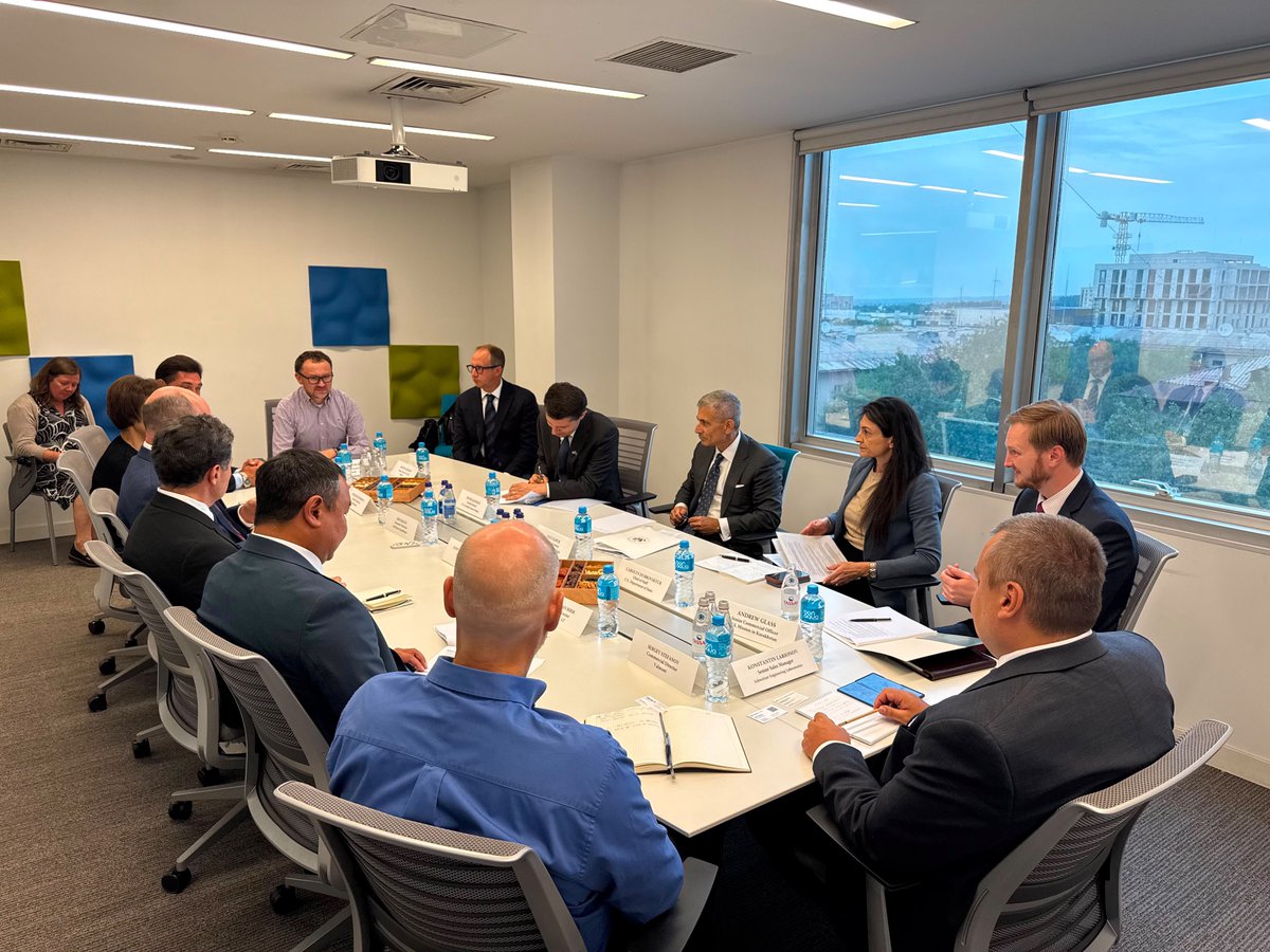 State_SCA's tweet photo. Met with the American Chamber of Commerce and discussed their advocacy to improve the trade and investment climate in Kazakhstan. -- S. Paul Kapur https://t.co/Ka1zAXFvag