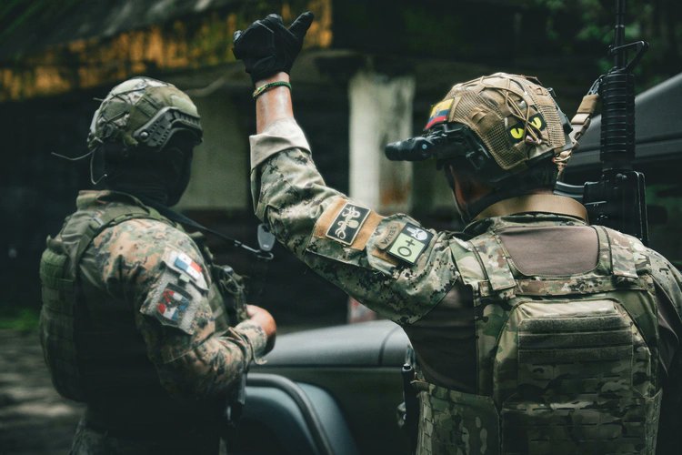 marcoaureliodlt's tweet photo. Multinational special operations personnel conduct time-sensitive target training during PANAMAX 2026 https://t.co/rhcXjBTQ1R https://t.co/TuoWT8VRqZ