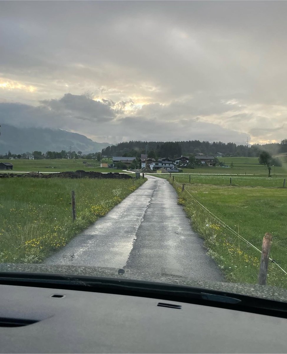 llunavidaa's tweet photo. 🇦🇹 🇨🇭 🇩🇪 🇫🇷 https://t.co/GEN4axSYb9