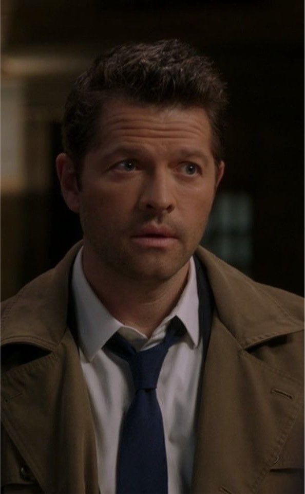 casdeanlyric's tweet photo. there will truly never be another character like castiel. he was a well-respected solider in heaven for millennia but when he was tasked with saving the righteous man from heaven, he fell in love. he discovered free will, he built a family. he’s just everything. https://t.co/zs3V2fqQ4j