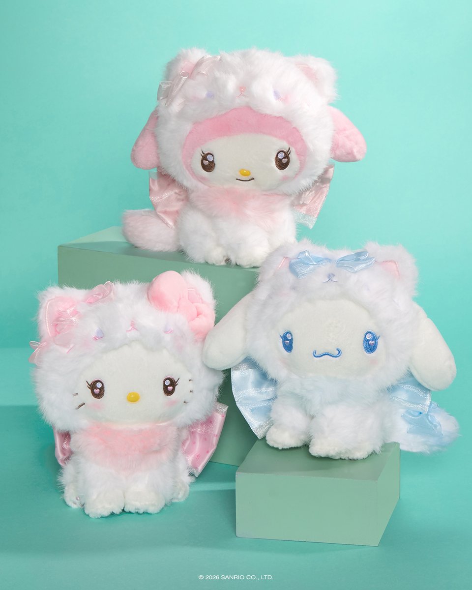 sanrio's tweet photo. Cute &amp; cuddly 💗🐾 Shop the newest Hello Kitty and Friends collection here: https://t.co/xk2eWIGvZh https://t.co/v4Bu7IO4XP