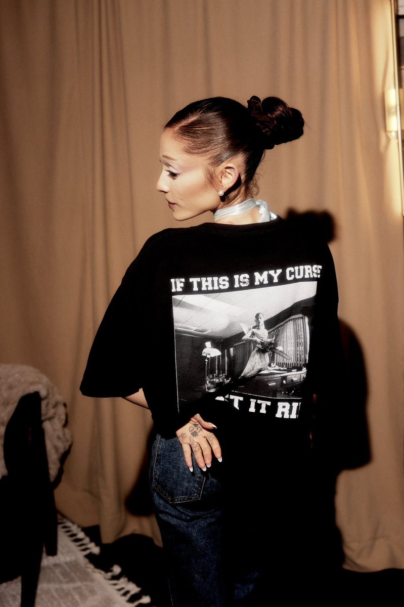 TeamAriana's tweet photo. petal ꕤ ｡˚ 📢 🧚🏻
shop the new collection now ✩。⋆☾
https://t.co/g3uZqqrMek https://t.co/Nj2z5wTX2h