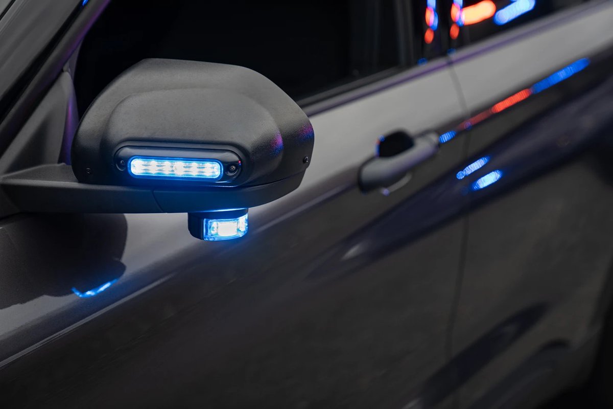 LeslieAssociate's tweet photo. The Mirror‑Beam™ Series from @WhelenEng is expanding. Now available with TRIO™ colour options, offering greater flexibility and customizability for vehicle warning configurations.

Contact your local Territory Rep.

(888) 706-0160

#LeslieandAssociates #WhelenEng #PublicSafety https://t.co/p8qbXXRkq6