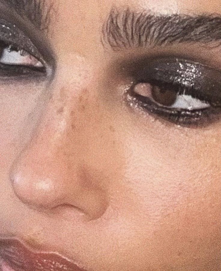 saintdutchess's tweet photo. Dame Pat McGrath they should build statues for you. https://t.co/b7ppTCX4ZZ
