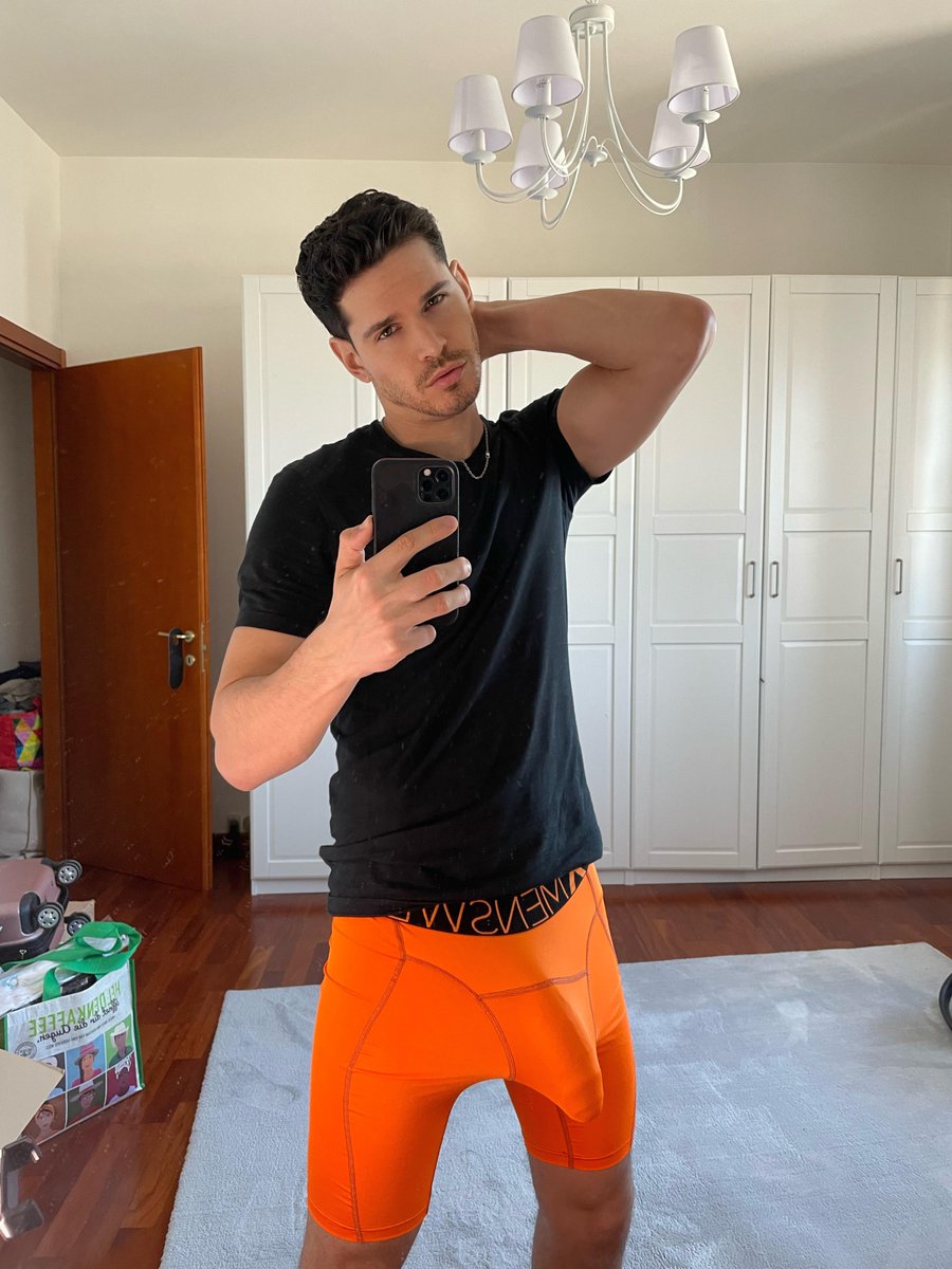 HunkMarculd tweet picture