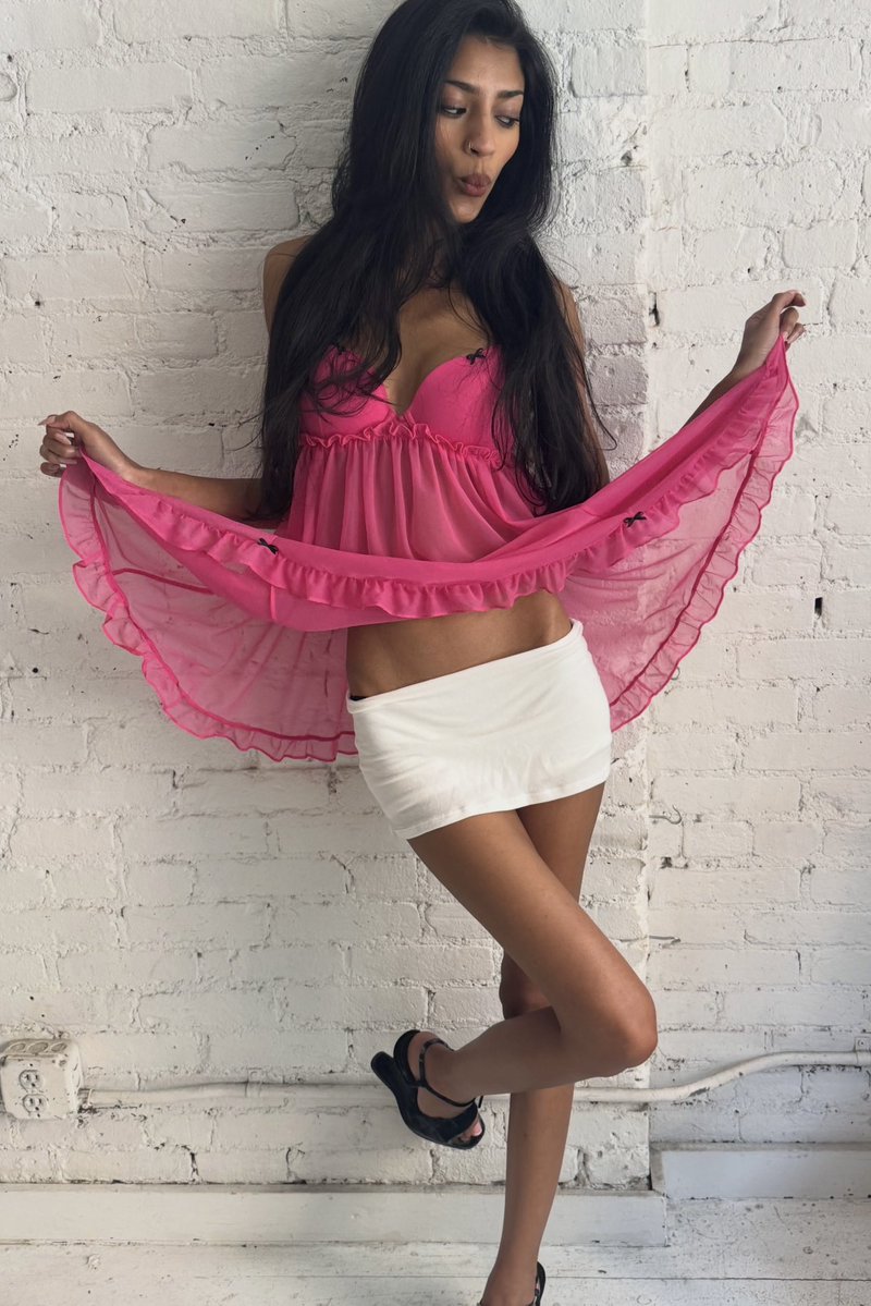 browngirlscene's tweet photo. kali in vintage dana foley ❀˚ https://t.co/ZgpWAEdCUH