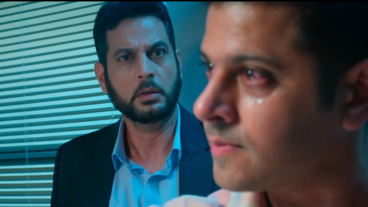 neil_cinematic's tweet photo. #NeilBhatt you nailed it in today's episode yaar🙌🏻🙌🏻🙌🏻 Shiv ko dekh itna Dil toota ki kaise bataye😭 
The expression in these frames mann🙌🏻🙌🏻

Maneesh ji ke hosh udgaye aaj tho😅

#MrAndMrsParshuram https://t.co/ftZ6hWHL00