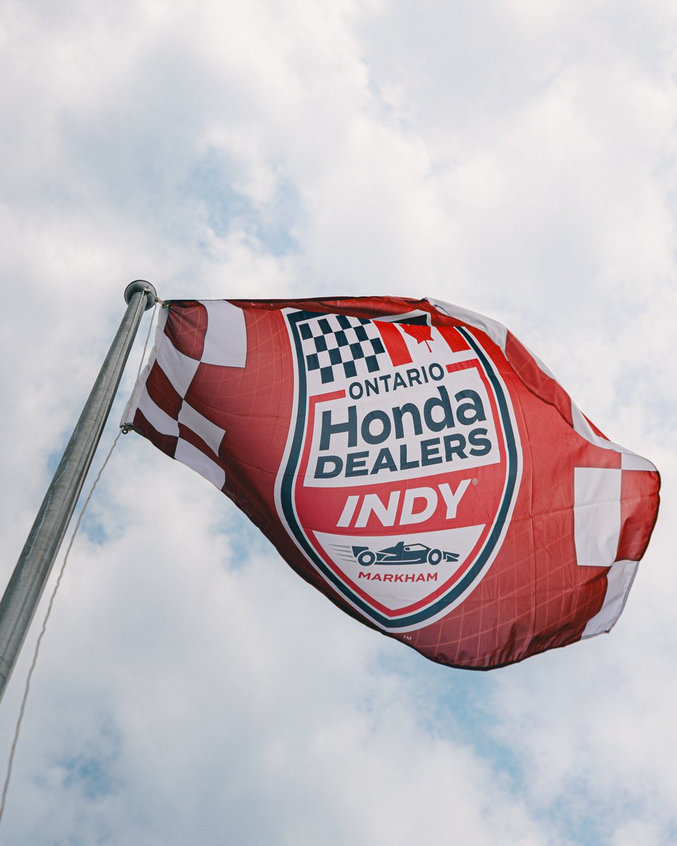 ontario_indy's tweet photo. Let's get this party started, Markham 🎉 

What a warm welcome to the Ontario Honda Dealers Indy at Markham in yesterday's @cityofmarkham Indy Launch Party 🏎️ 

#indyON https://t.co/SXBjYze23v