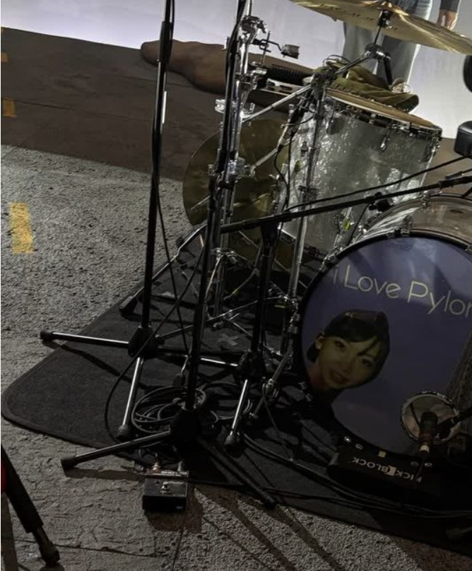 beabad00bee's tweet photo. this drum skin will haunt me for the rest of my life https://t.co/G8ECO37xqs