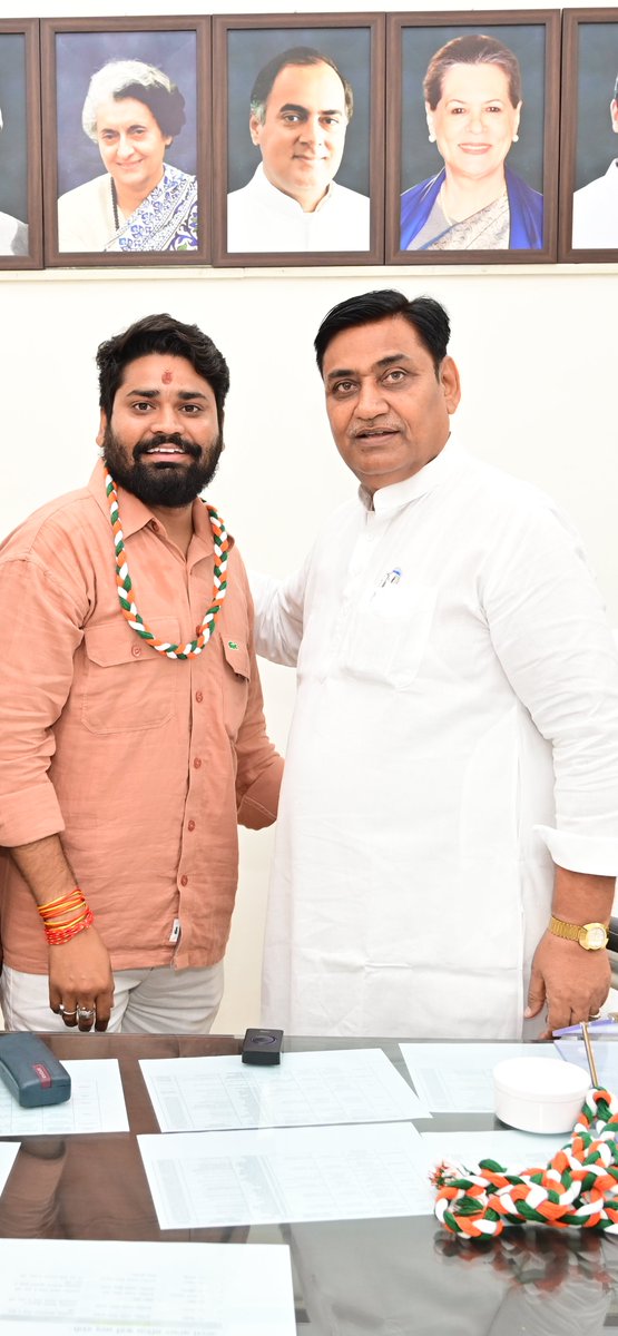SATYENDRAS0LANK's tweet photo. आज राजस्थान प्रदेश कांग्रेस कमेटी के ऊर्जावान प्रदेश अध्यक्ष आदरणीय श्री गोविंद सिंह डोटासरा जी से  मुलाकात कर उनका आशीर्वाद प्राप्त किया !
#IndianNationalCongress #PCC #govindsinghdotasara https://t.co/z5ycrX8vK1