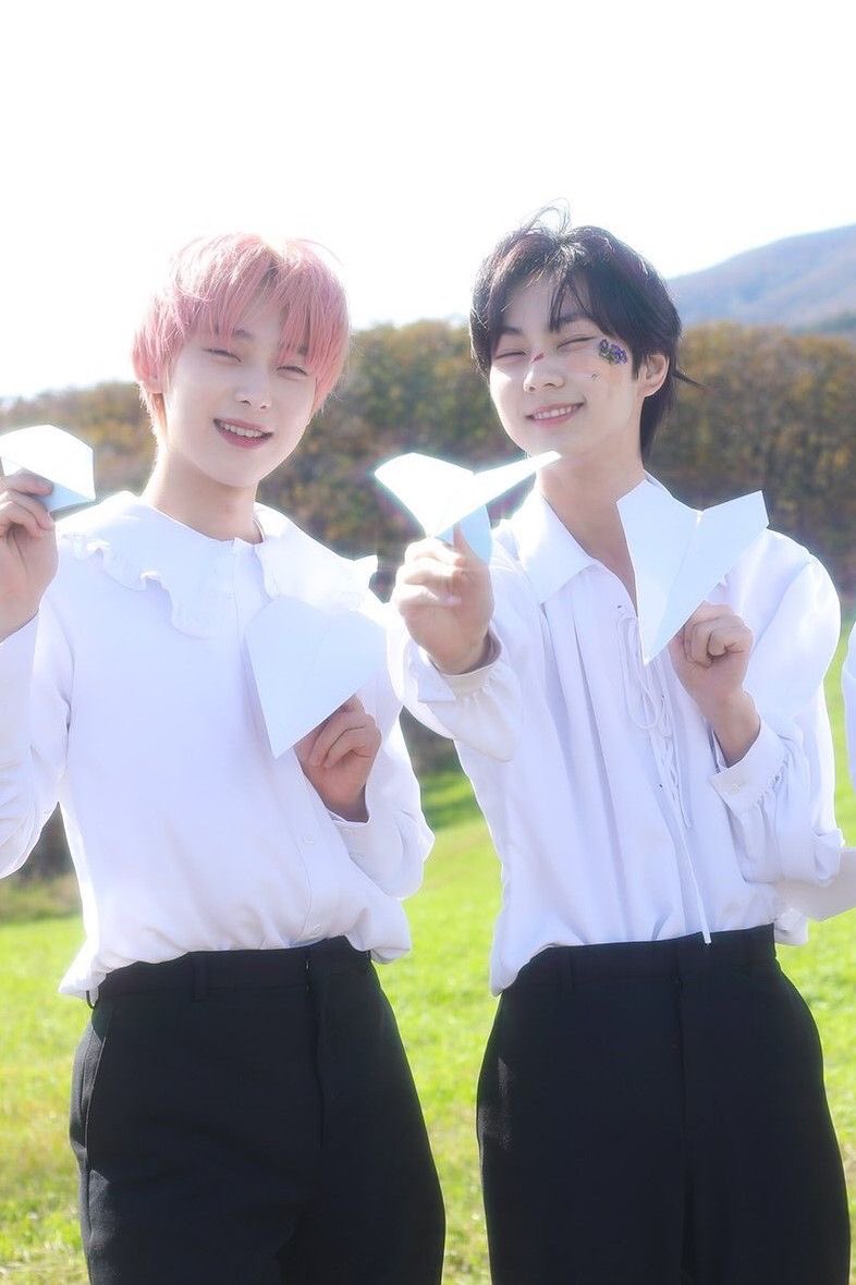tjsdnd6's tweet photo. #엔진트친소 #엔진_트친소

흔적 다잡을게요~ 똥글 많이 적습니다♡
진짜 마지막 트친소! https://t.co/iOPIvmdetz