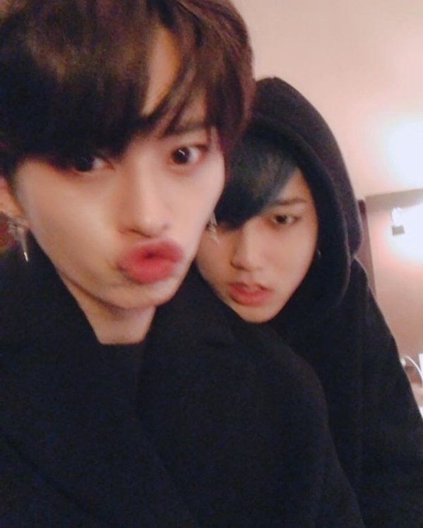 minsungroll's tweet photo. i miss emo minsung https://t.co/yoW5JFr1PF