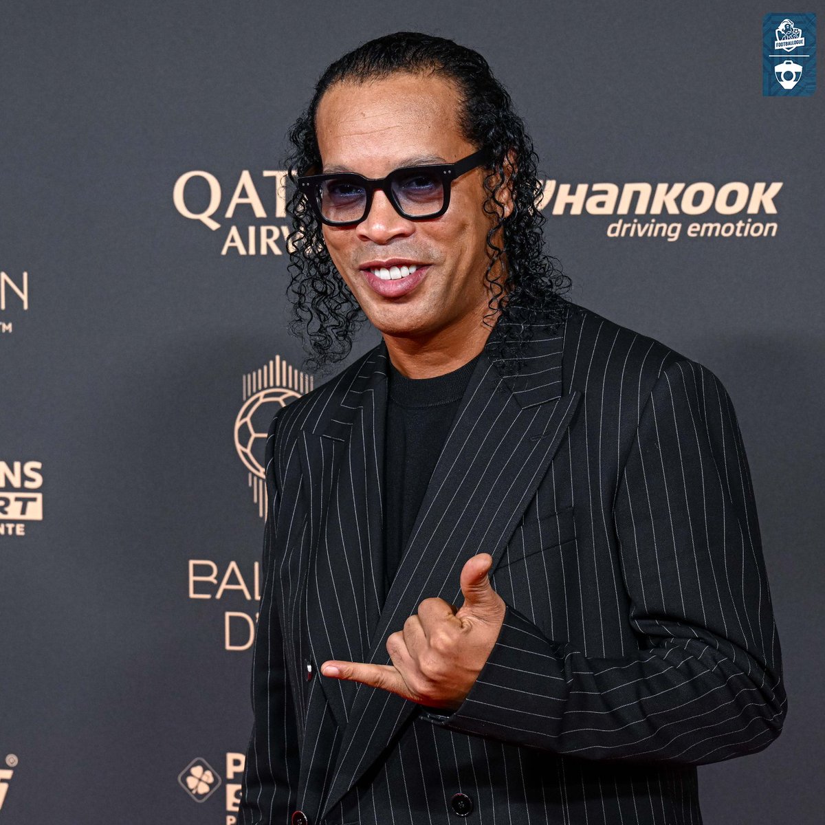 Footballogue's tweet photo. Info assez improbable : Ronaldinho 🇧🇷 pourrait 𝗥𝗔𝗖𝗛𝗘𝗧𝗘𝗥 𝗟𝗘 𝗖𝗟𝗨𝗕 𝗗𝗘 𝗕𝗔𝗦𝗞𝗘𝗧 𝗗𝗘 𝗠𝗢𝗡𝗔𝗖𝗢, avec l'appui d'un fonds d'investissement ! 😳🏀

Pour rappel, le champion en titre de Betclic Elite est en proie à de gros problèmes financiers, qui le menacent d'une disparition des deux premières divisions nationales.

L'ex international brésilien serait ainsi la tête d'affiche du plan de reprise de Clayton Sport, un fonds andorran.

On l'avait pas vu venir celle-là ! 😅

(L'Équipe)
