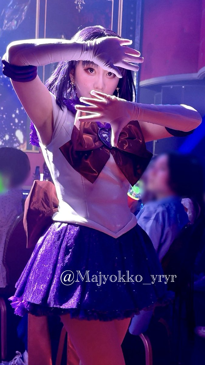 Majyokko_yryr's tweet photo. ⚙️4K 2160p✨

ヤバいです！！😳守ってくれてる後ろ姿に尊みを感じてたらキレキレダンスからのこの素敵な眼差しでハート持ってかれました！！💘
ポーズ決めた瞬間、綺麗なお顔に光が差して神々しすぎる！！！✨✨ありがとうございました🥹🫶

🌙Team Gold Moon
スーパーセーラーサターン💜土萠ほたる
#飯島優花 ちゃん✨
2026.8.10 🌃ソワレ

#美少女戦士セーラームーン 
#prettyguardiansailormoonshiningtheater
#shiningtheater #シャイニングシアター
