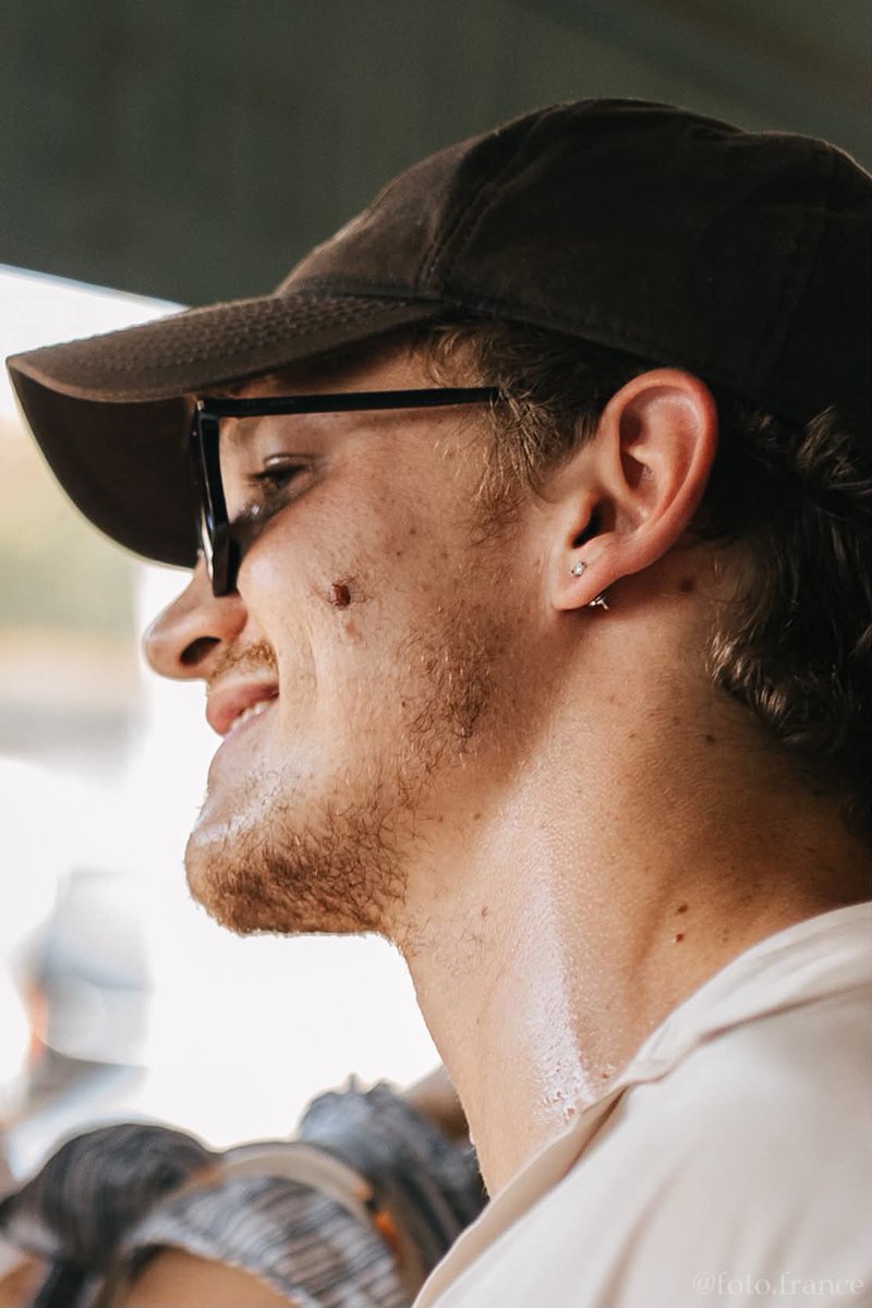 connorstupdates's tweet photo. I just love these close-ups! New photos of Connor Storrie meeting fans in Paris back in June. 

📲 foto.france via Threads https://t.co/cUdbPAPXRT