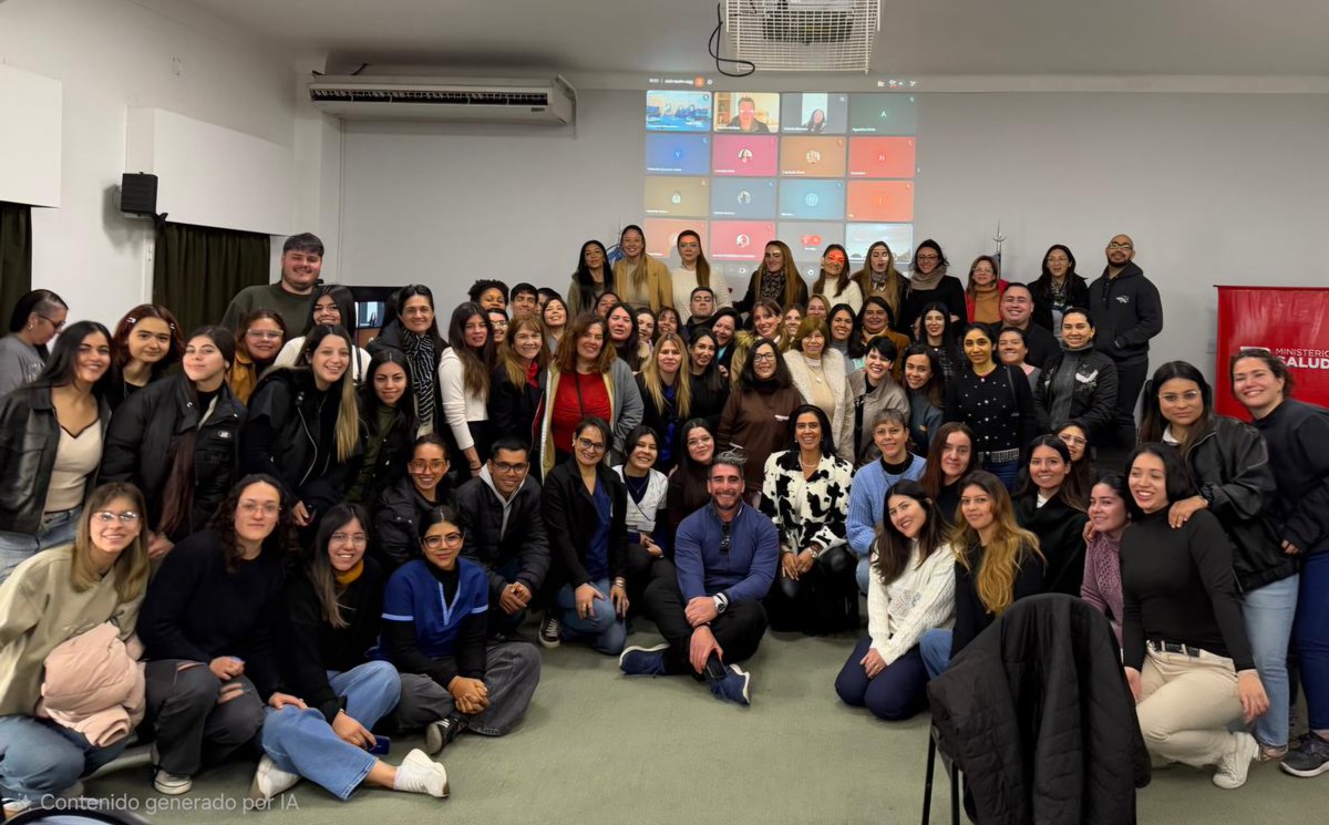 IRSLaRioja's tweet photo. 🍲 Hoy se realizó el conversatorio "El Rol de la #Nutrición en las Infancias" destinado a profesionales de la nutrición y equipos de salud. 

🧑🏻‍🏫 Estuvo a cargo de la disertación el Lic. Alberto Arribas, especialista en nutrición infantil de ONG "Super Saludable"
  
@GobDeLaRioja https://t.co/Xx9KRHNrKV