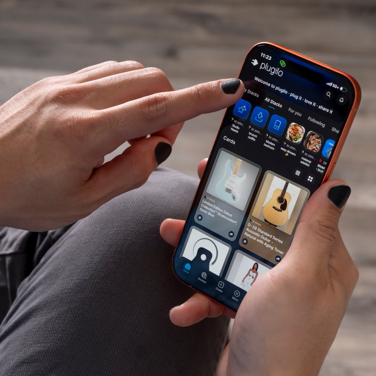 Plugiloinc's tweet photo. Shopping for a new instrument is exciting, but tracking wood types, pricing, and specs across open browser tabs is a headache. 🤯 With plugilo, you can pull every marketplace listing and spec sheet directly into its own clean, structured visual Card. 
https://t.co/DIwbw7kyXX https://t.co/pwBCwz98Xq