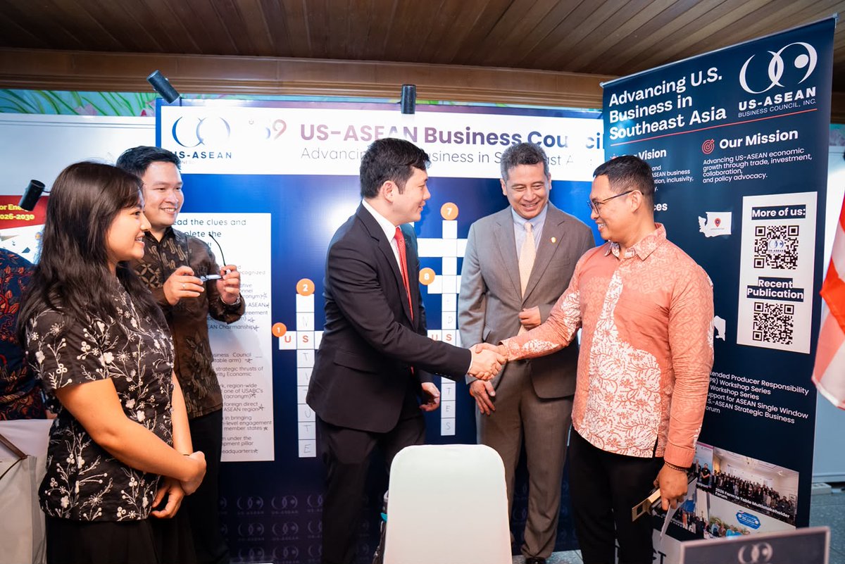 USASEANBusiness's tweet photo. USABC attended the 59th ASEAN Day Commemoration at the ASEAN Secretariat in Jakarta, highlighting its commitment to advancing cross-border trade, digital integration, and sustainable economic growth across the region. Held under the theme "Navigating Our Future, Together," the event marked USABC's first appearance at the celebration as part of the ASEAN Entities.

USABC was joined by ASEAN Secretary-General H.E. Dr. Kao Kim Hourn, U.S. Ambassador to ASEAN Hon. Kevin Kim, ASEAN Deputy Secretary-General Nararya Soeprapto, Director of ASEAN External Relations at Indonesia's Ministry of Foreign Affairs Bapak Sade Bimantara, and other ASEAN stakeholders.
#USABC #ASEANDay #ASEAN59 #ASEANEntities #ASEANCommunity